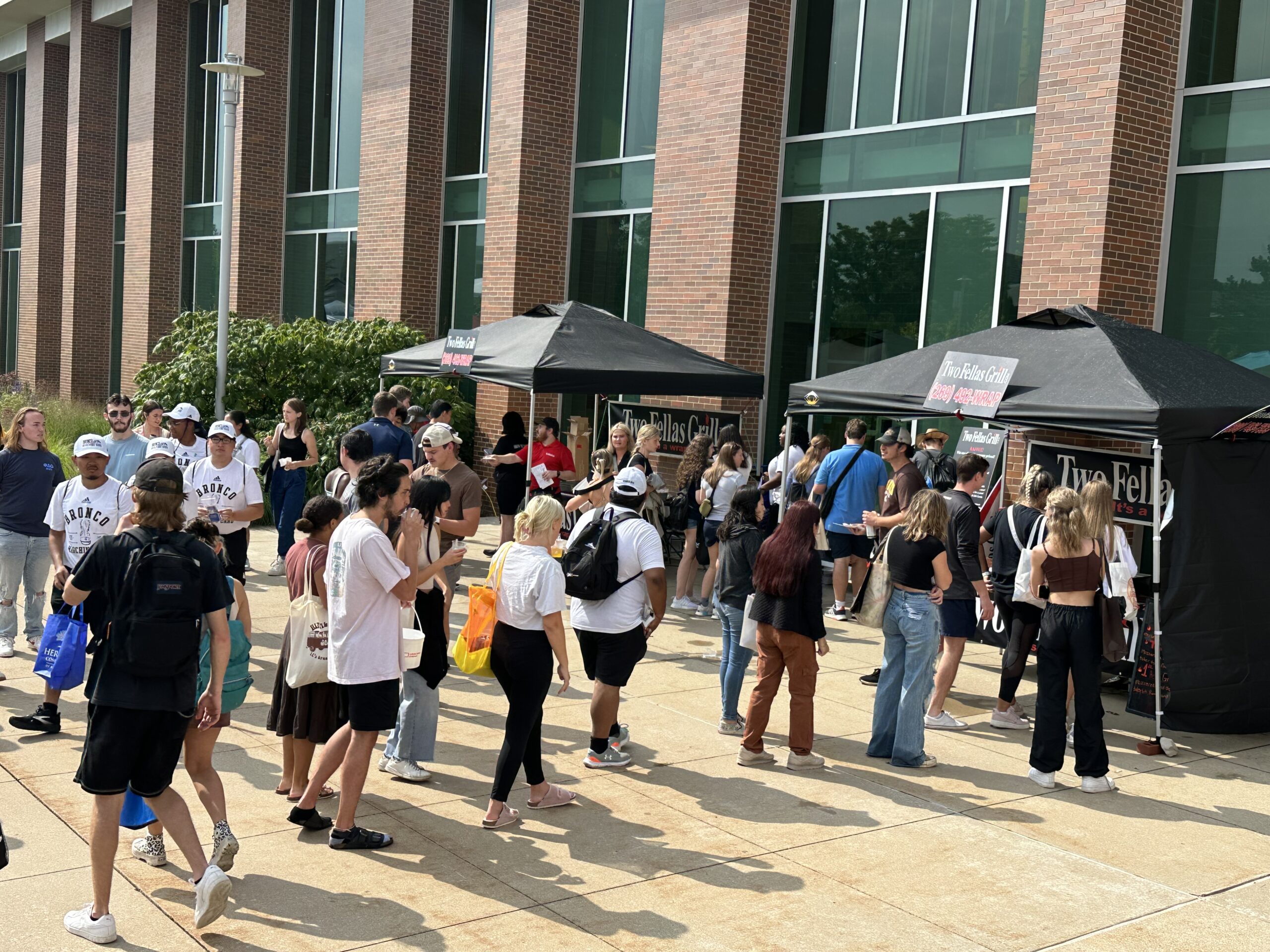 students lined up at 2023 Bronco Bash
